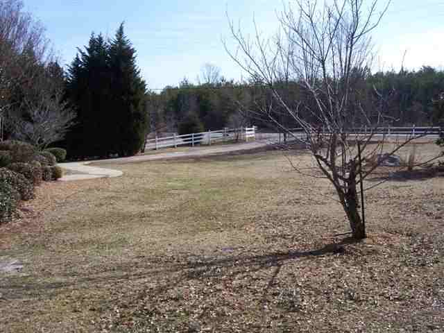 275 Willis Road Taylors, SC 29687 - Photo 22 of 25 Gallery Image 22