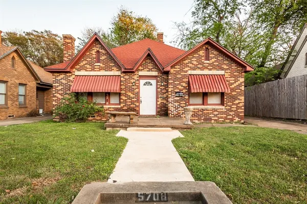 $1,950 | 5708 Live Oak Street, Dallas, TX 75206