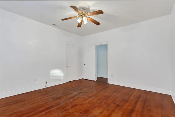 $1,950 | 5708 Live Oak Street, Dallas, TX 75206