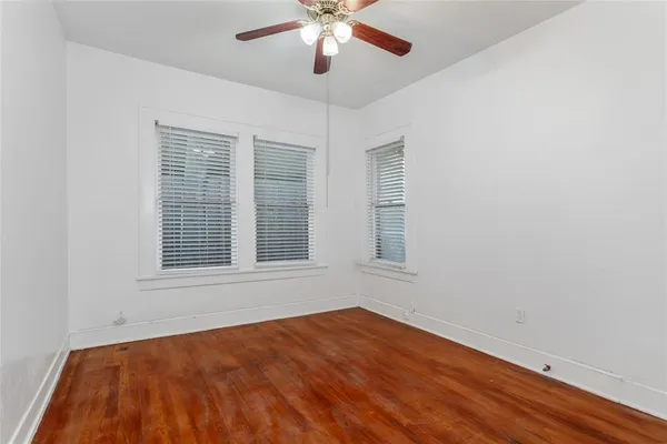 $1,950 | 5708 Live Oak Street, Dallas, TX 75206