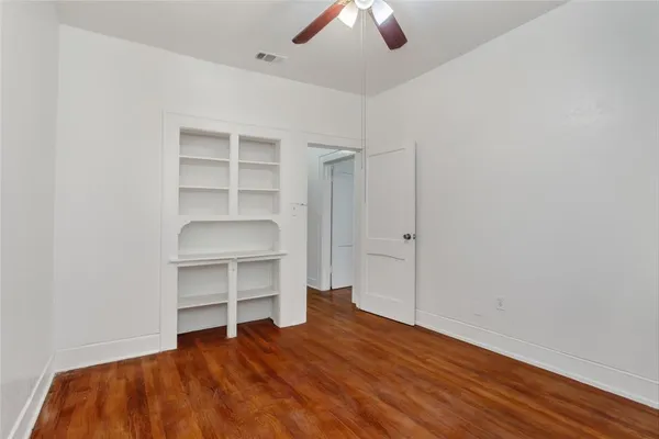 $1,950 | 5708 Live Oak Street, Dallas, TX 75206
