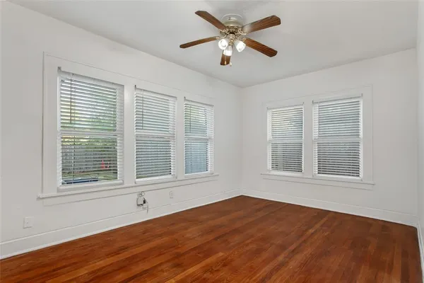 $1,950 | 5708 Live Oak Street, Dallas, TX 75206