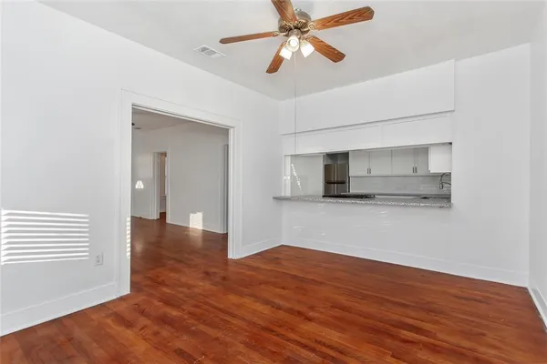 $1,950 | 5708 Live Oak Street, Dallas, TX 75206