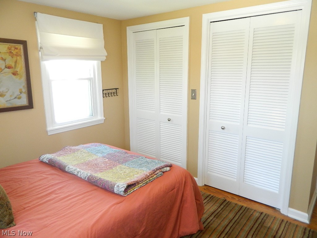 1604 Lyndhurst Road Lyndhurst, OH 44124 - Photo 21 of 35 This Bedroom Has Two Closets!