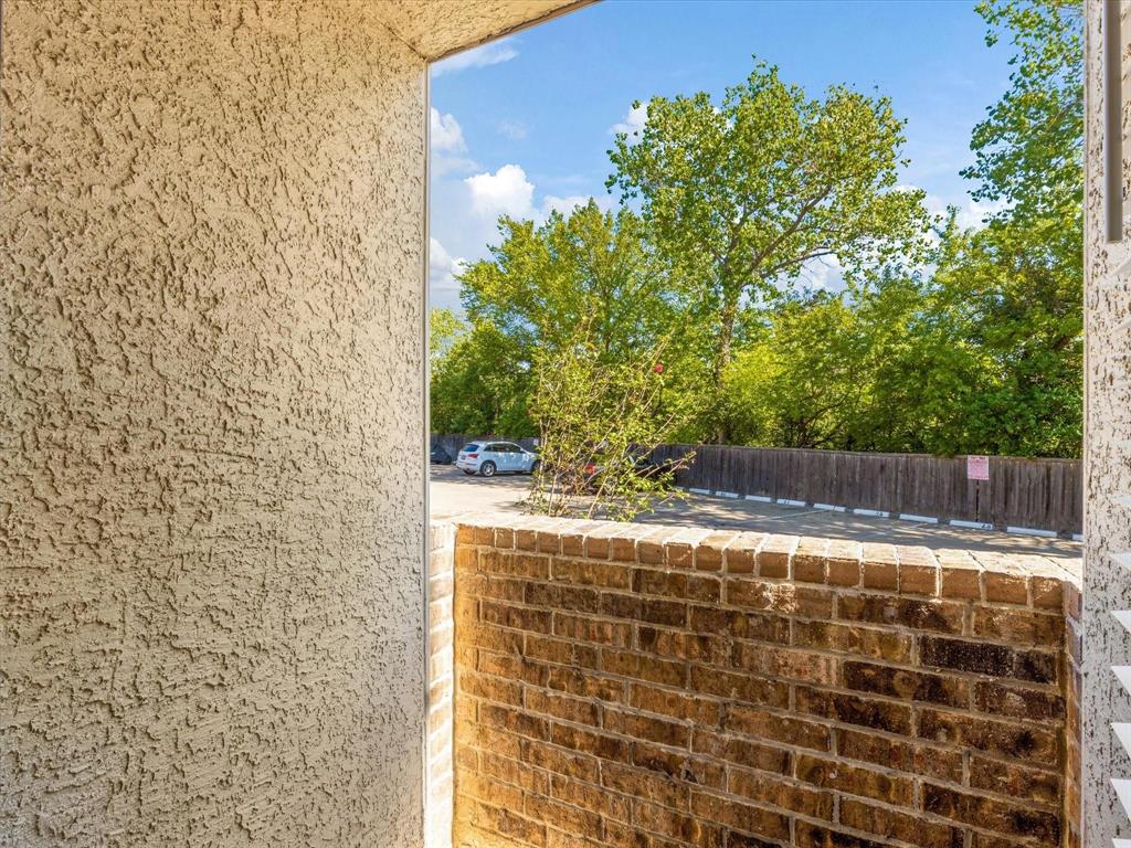 6108 Abrams Road, Unit 505 Dallas, TX 75231 - Photo 19 of 20 a view of a balcony