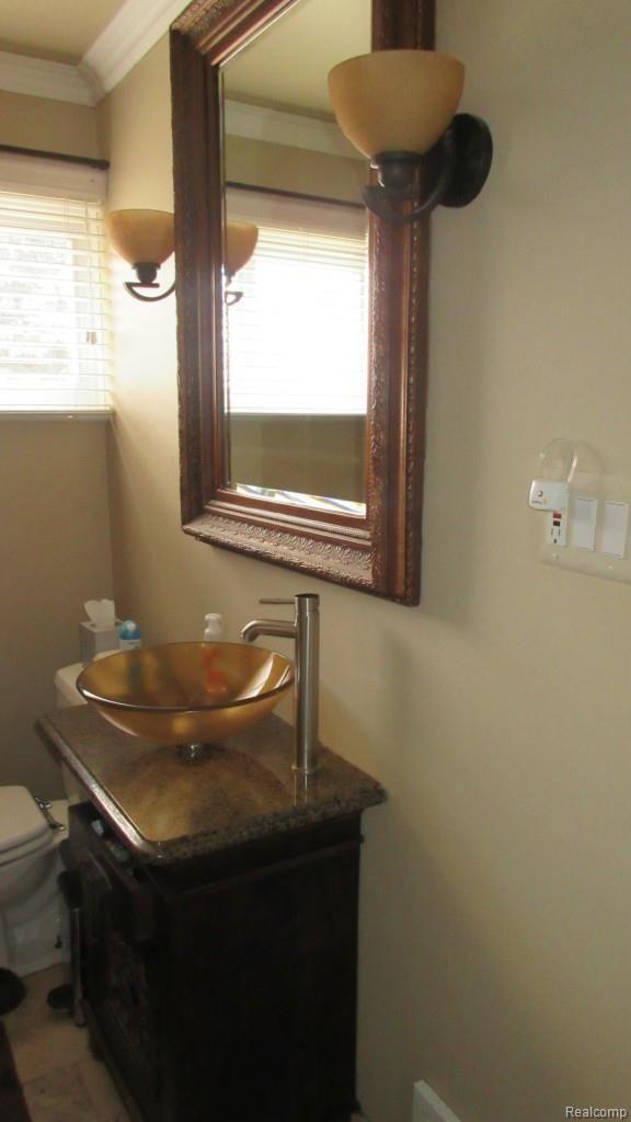 1026 West Webster Road Royal Oak, MI 48073 - Photo 12 of 20 IMG_2492.jpg