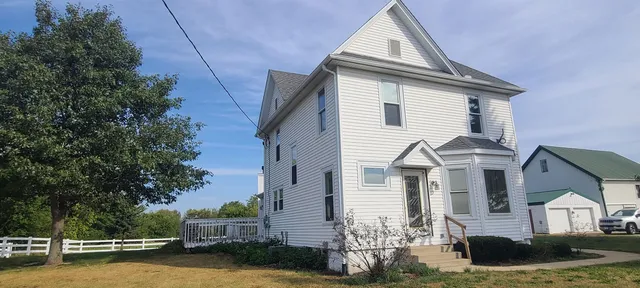 $329,000 | 9020 East Flagg Road, Rochelle, IL 61068