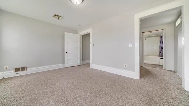 $329,000 | 9020 East Flagg Road, Rochelle, IL 61068