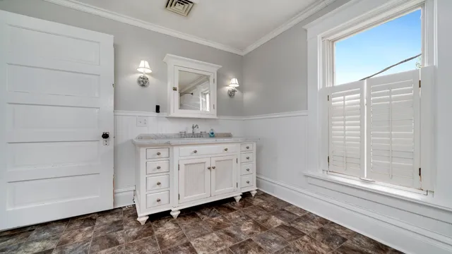 $329,000 | 9020 East Flagg Road, Rochelle, IL 61068