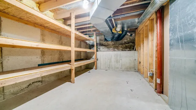 $329,000 | 9020 East Flagg Road, Rochelle, IL 61068