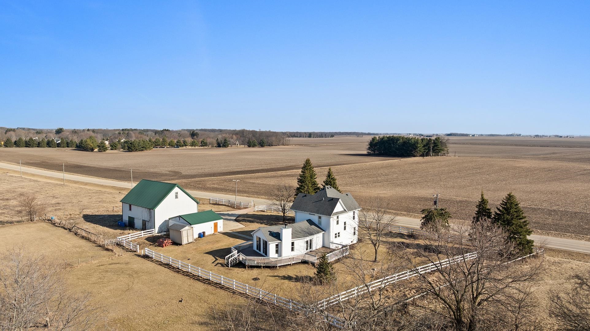 9020 East Flagg Road Rochelle, IL 61068 - Photo 51 of 61 a view of a lake and outdoor space