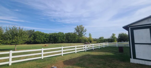 $329,000 | 9020 East Flagg Road, Rochelle, IL 61068