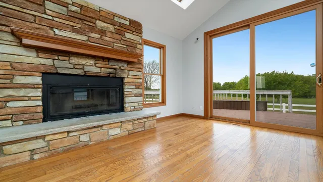 $329,000 | 9020 East Flagg Road, Rochelle, IL 61068