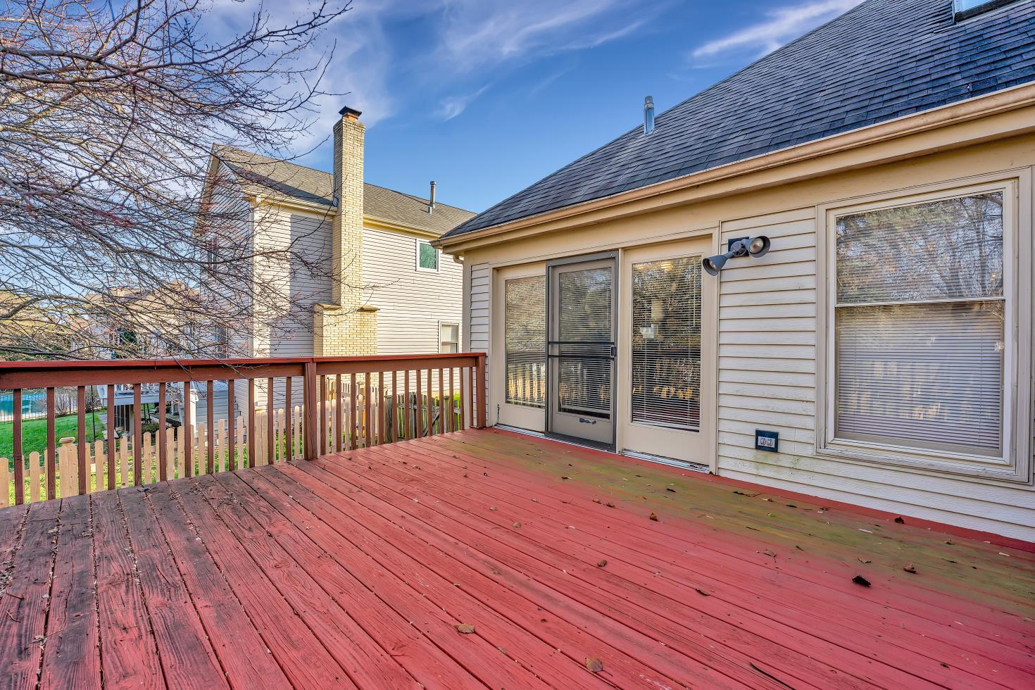 952 Pearson Road Cary, IL 60013 - Photo 32 of 39 Gallery Image 32