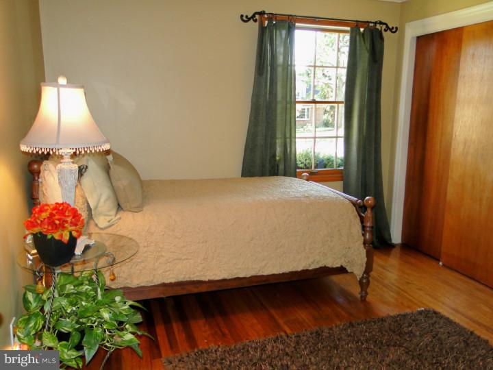 1175 Thomas Road Wayne, PA 19087 - Photo 14 of 23 Bedroom 2