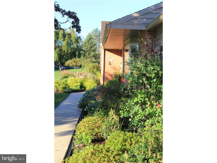 1175 Thomas Road Wayne, PA 19087 - Photo 4 of 23 Exterior