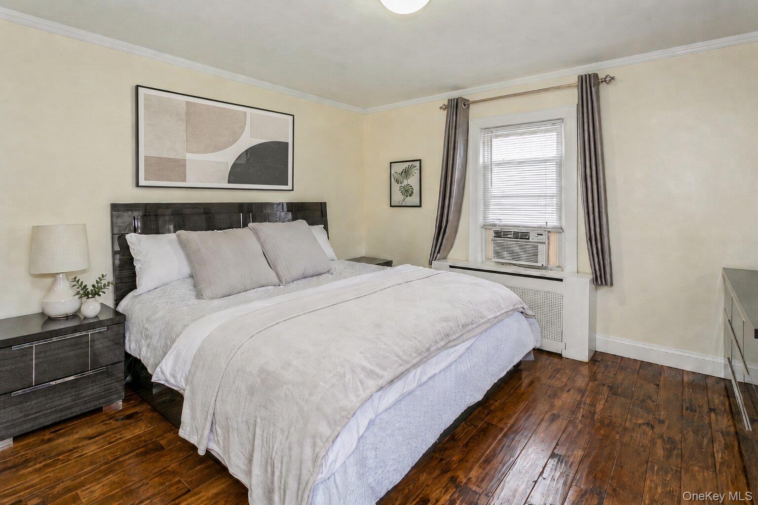 44 Jayson Avenue Great Neck, NY 11021 - Photo 13 of 23