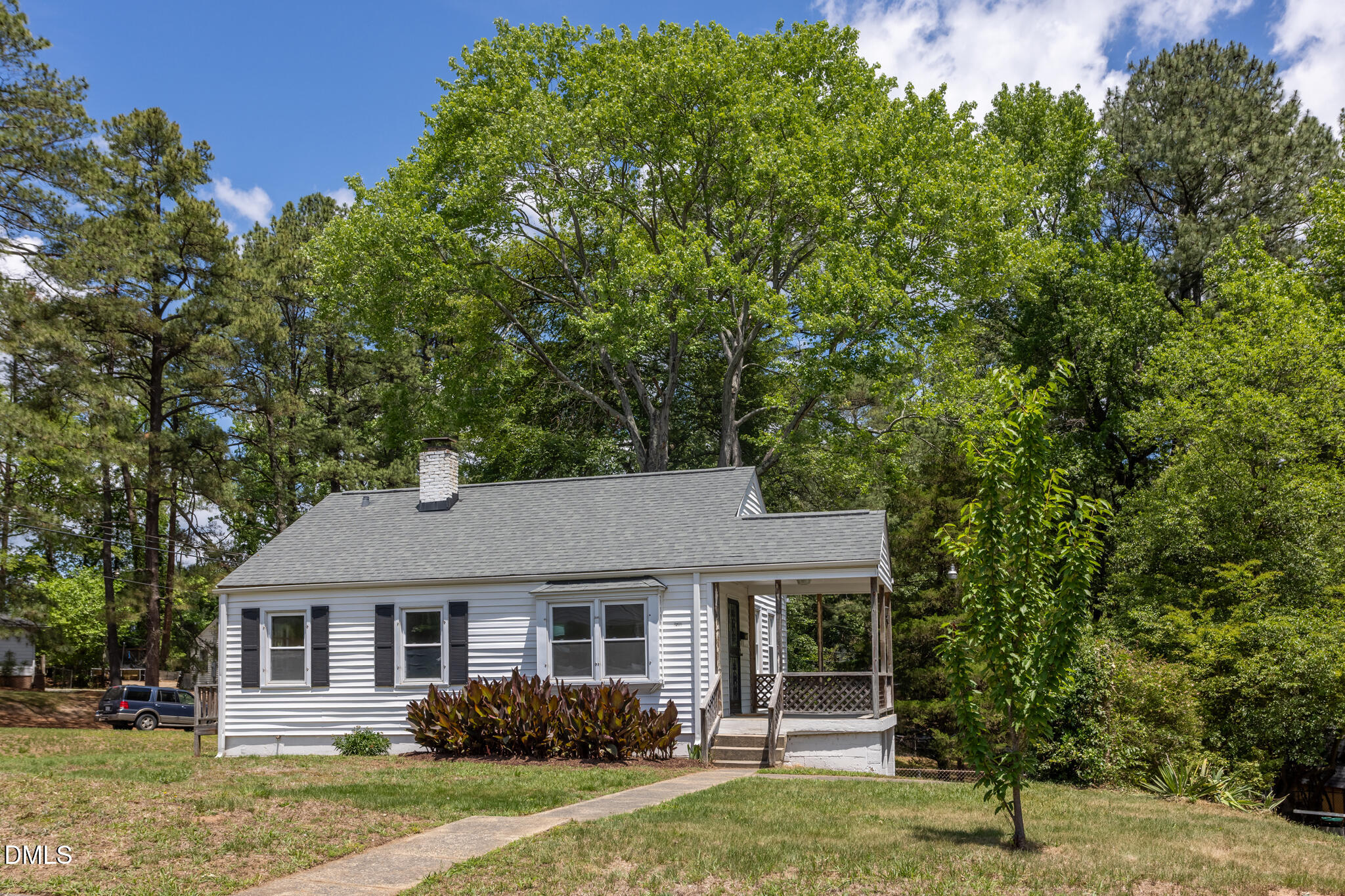 1501 Fairfax Road Durham, NC 27701 - Photo 2 of 21