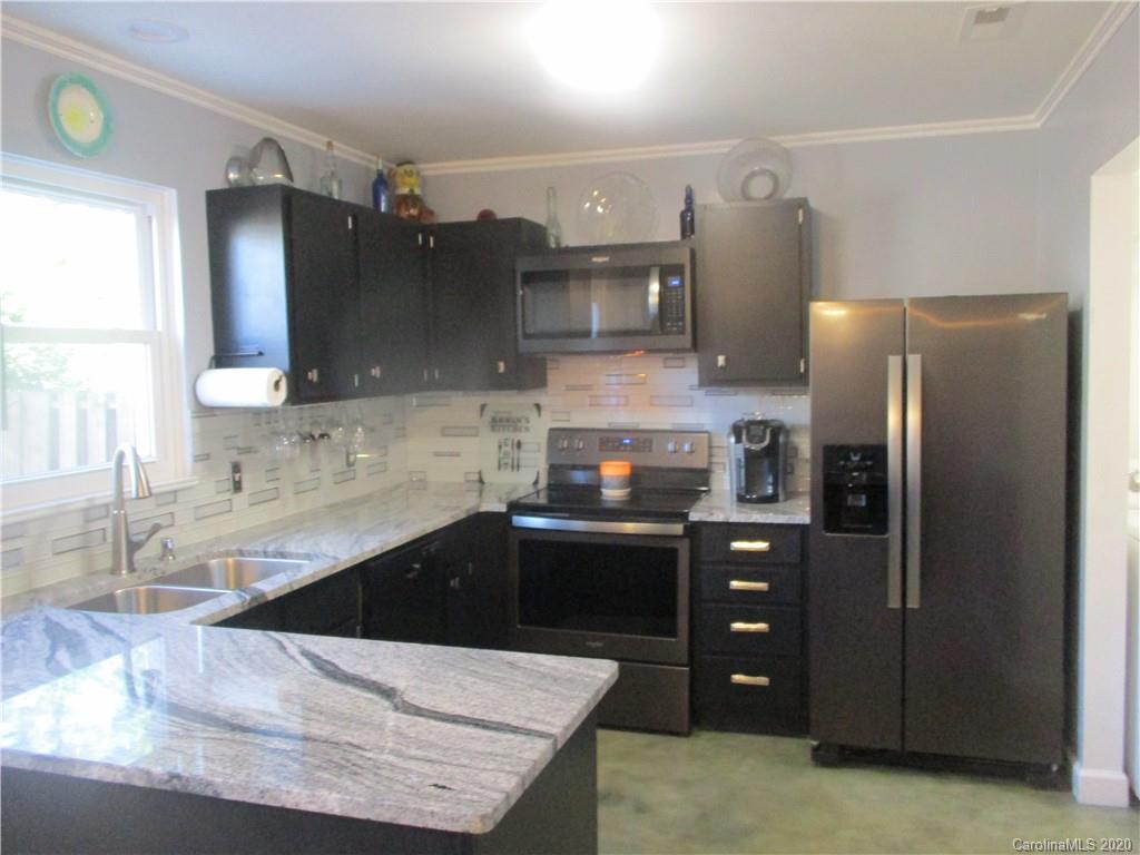 1101 Scaleybark Road, Unit D Charlotte, NC 28209 - Photo 5 of 18