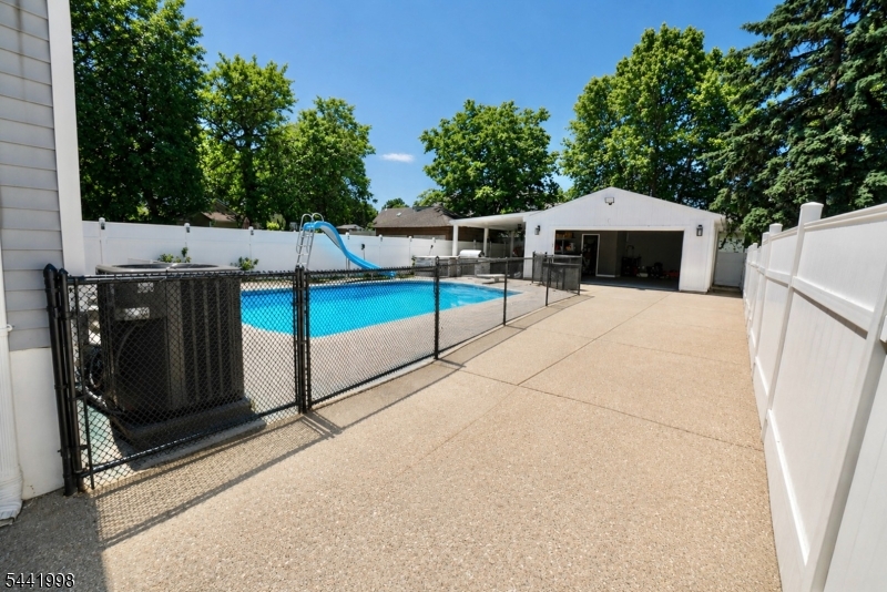 11 Insley Avenue Rutherford, NJ 07070 - Photo 38 of 41