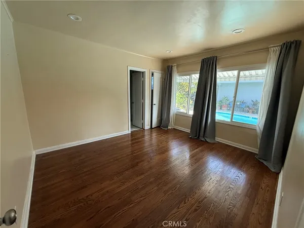 $3,700 | 700 West Glenoaks Boulevard, Glendale, CA 91202