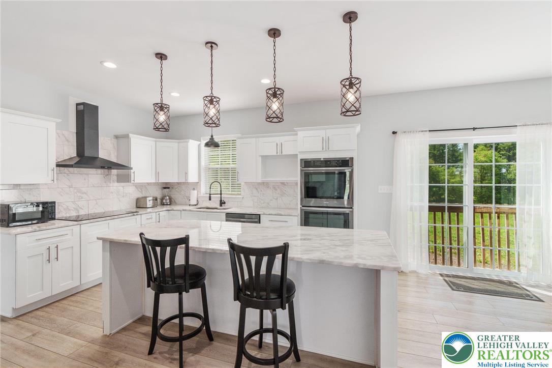543 Silfies Road Kunkletown, PA 18058 - Photo 23 of 43 Contemporary and Bright