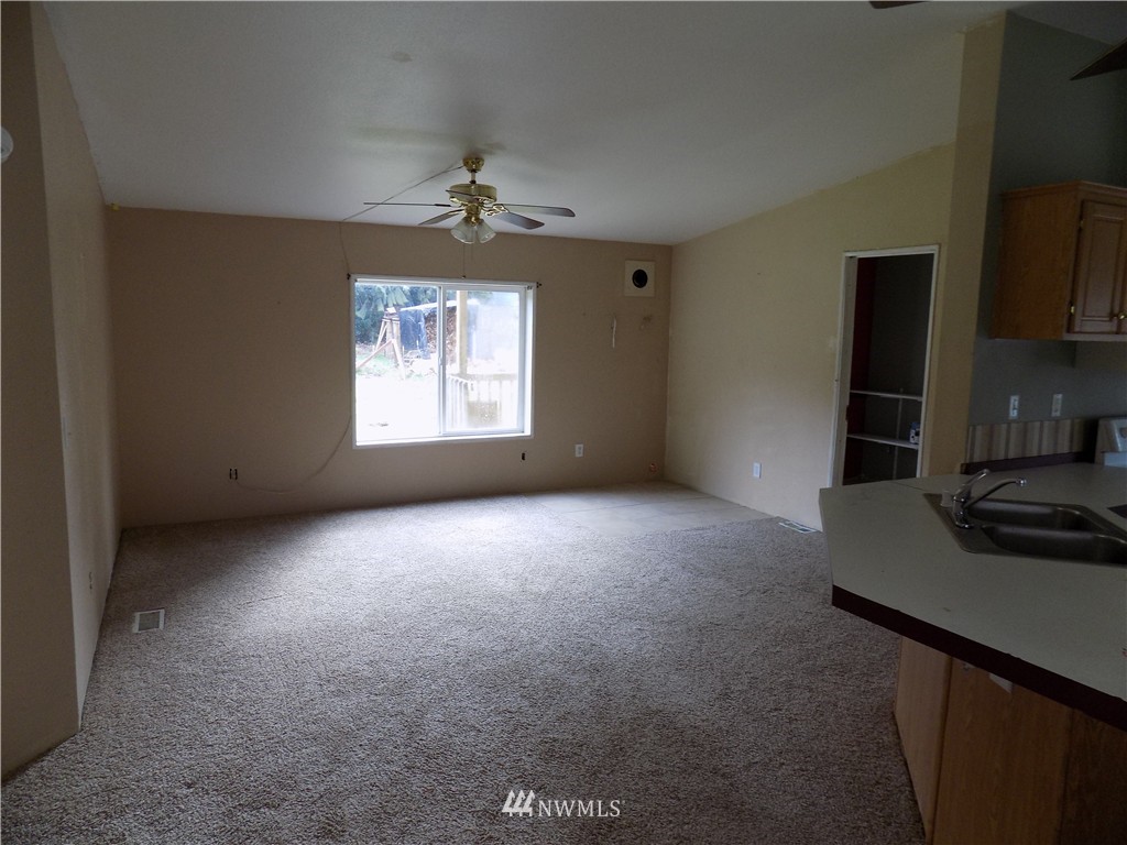 21206 Old Owen Road Monroe, WA 98272 - Photo 4 of 10
