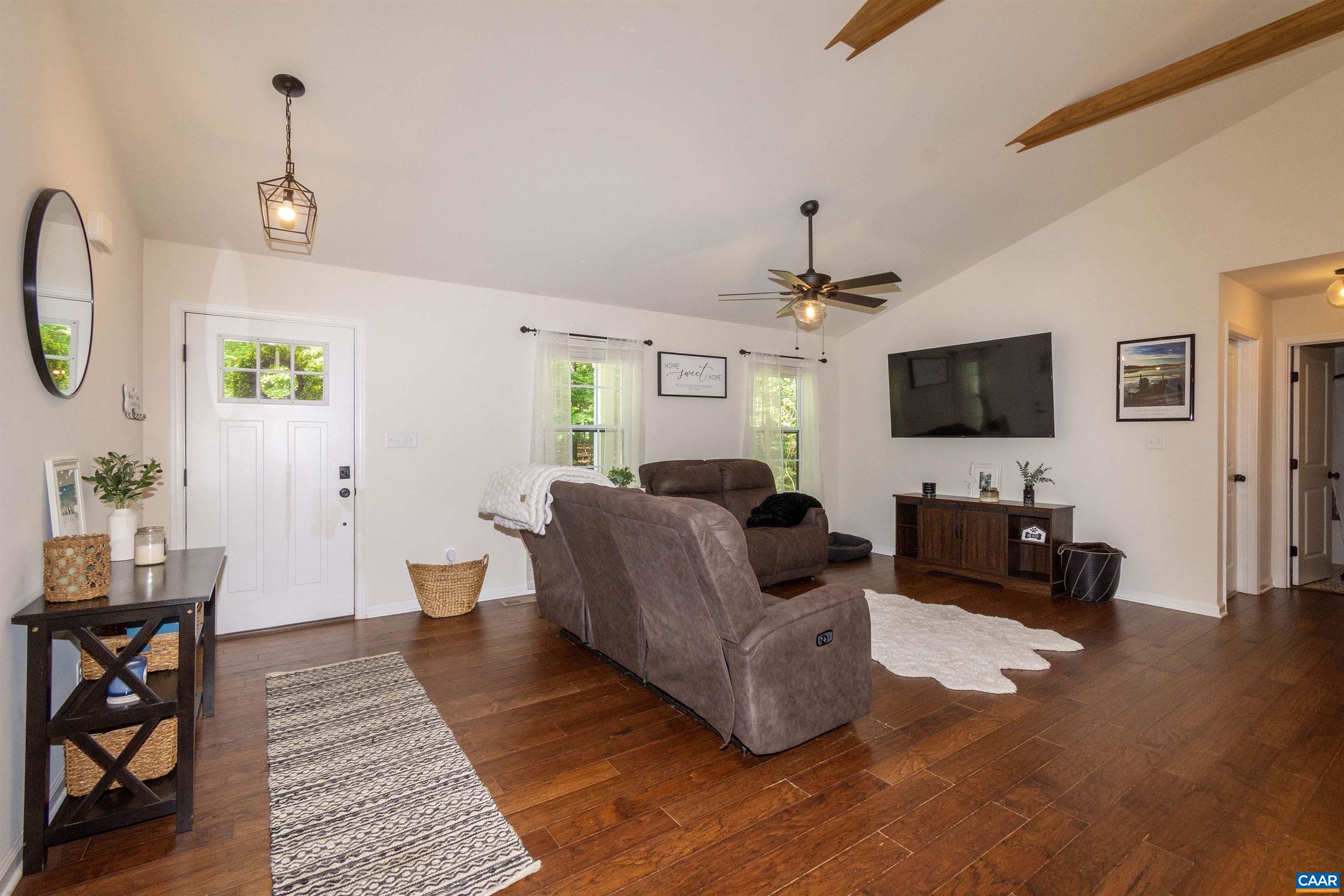 13079 Kendall Road Orange, VA 22960 - Photo 8 of 57 Great Room
