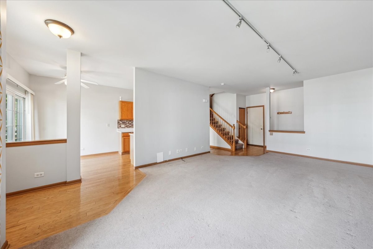 746 County Line Road Aurora, IL 60502 - Photo 2 of 16 a view of empty room