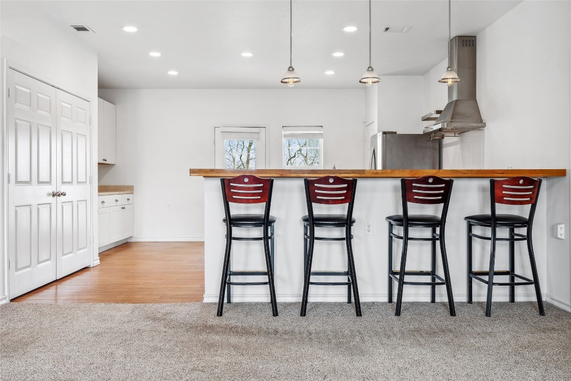 826 Savannah Cove Elgin, TX 78621 - Photo 11 of 35 Breakfast Bar