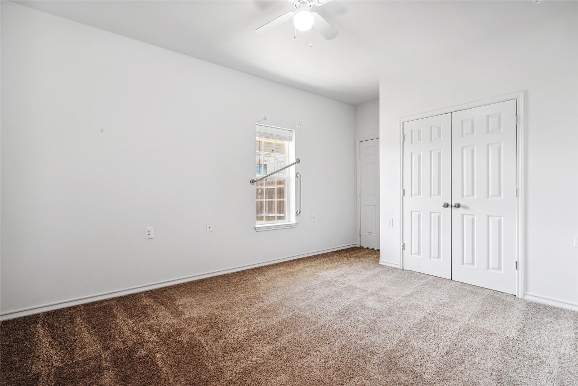 826 Savannah Cove Elgin, TX 78621 - Photo 16 of 35 Secondary bedroom