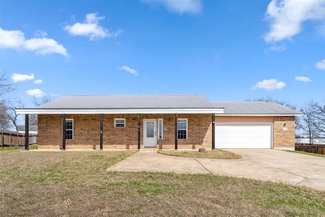 $296,000 | 826 Savannah Cove, Elgin, TX 78621