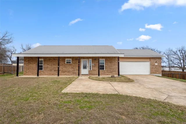 $296,000 | 826 Savannah Cove, Elgin, TX 78621