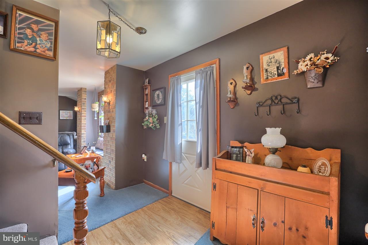 412 Roseglen Road Duncannon, PA 17020 - Photo 5 of 24 Gallery Image 5