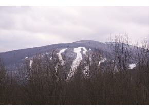 832 Grand View Lodge Road, Unit 832 Plymouth, VT 05056 - Photo 2 of 4 Gallery Image 2