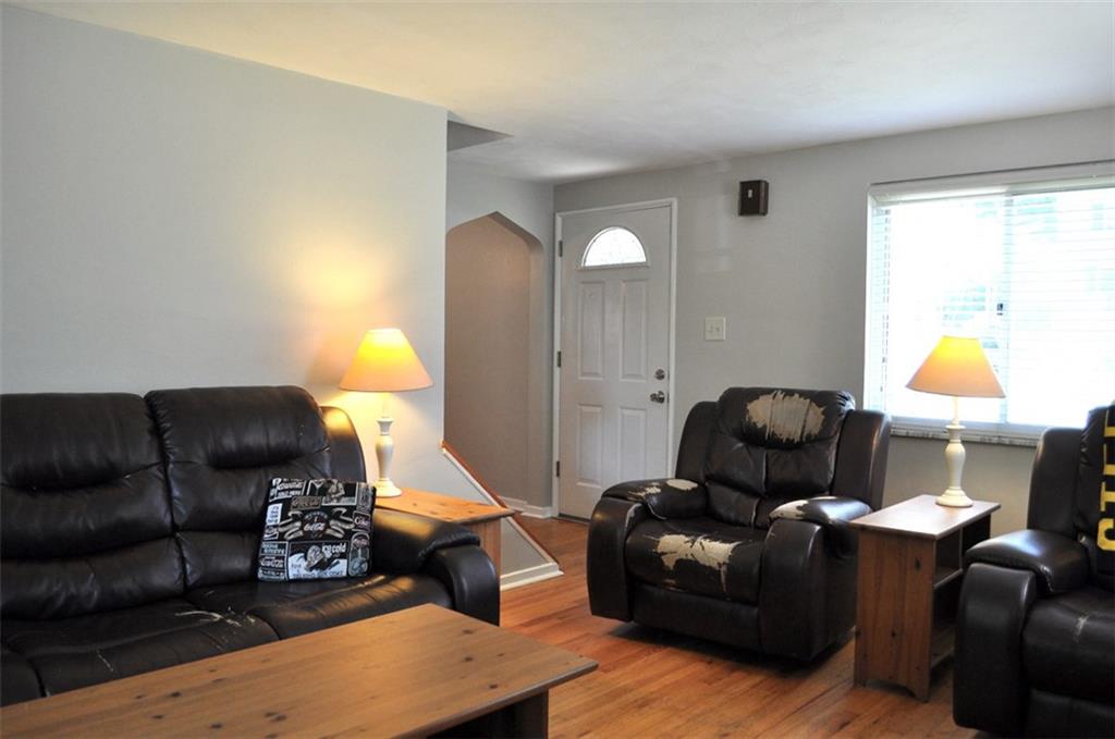 1563 Riverside Drive Verona, PA 15147 - Photo 2 of 25 Gallery Image 2