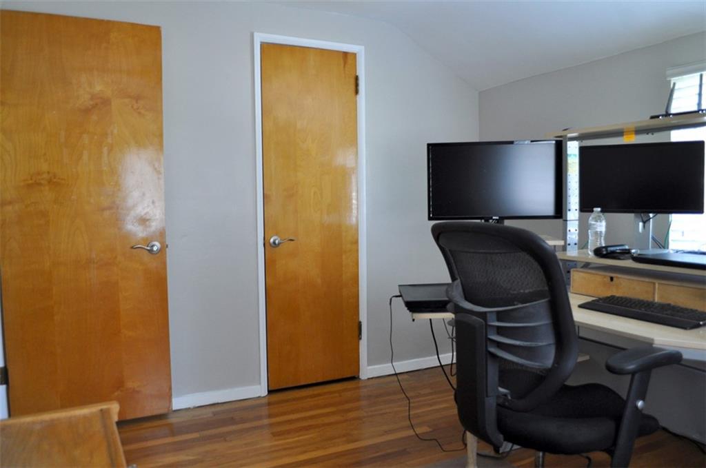 1563 Riverside Drive Verona, PA 15147 - Photo 11 of 25 Gallery Image 11