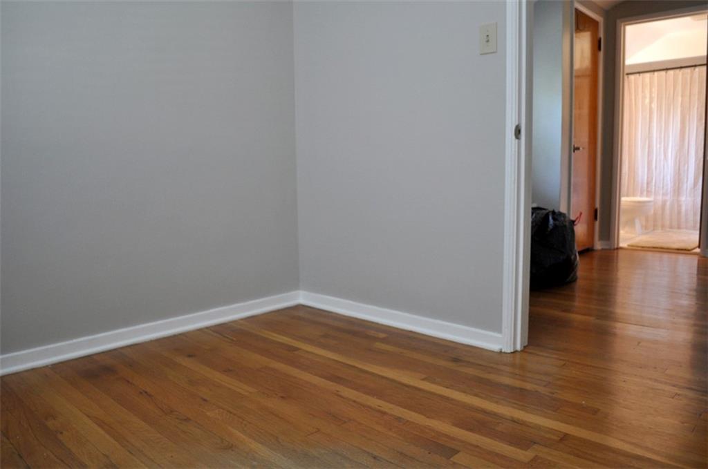 1563 Riverside Drive Verona, PA 15147 - Photo 13 of 25 Gallery Image 13