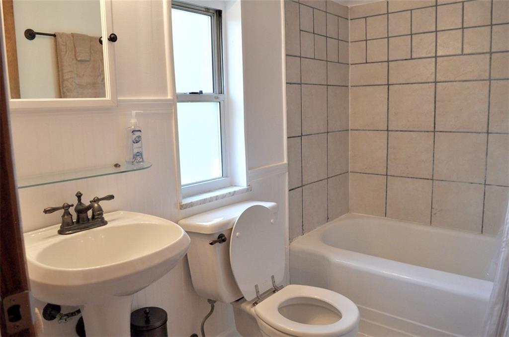 1563 Riverside Drive Verona, PA 15147 - Photo 14 of 25 Gallery Image 14