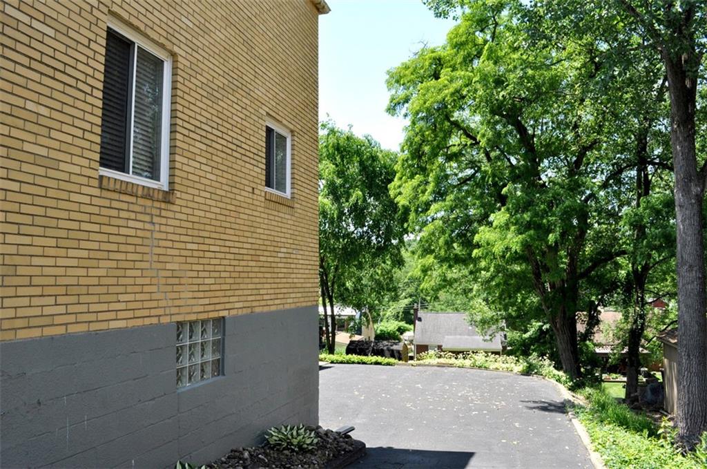 1563 Riverside Drive Verona, PA 15147 - Photo 21 of 25 Gallery Image 21