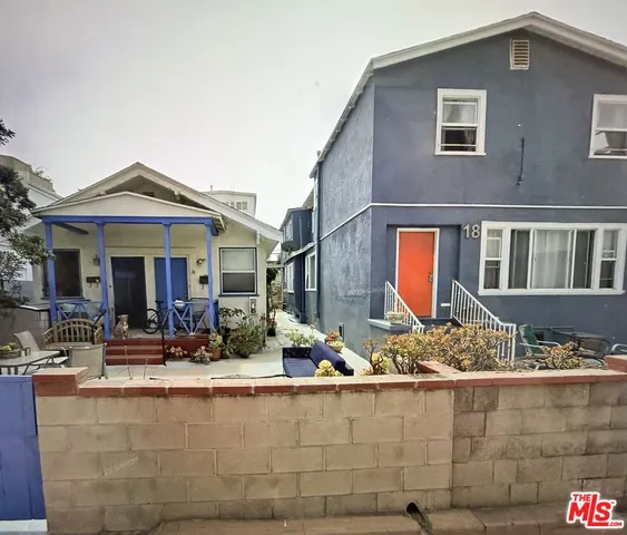 $3,825,000 | 20-22 Breeze Avenue, Venice, CA 90291