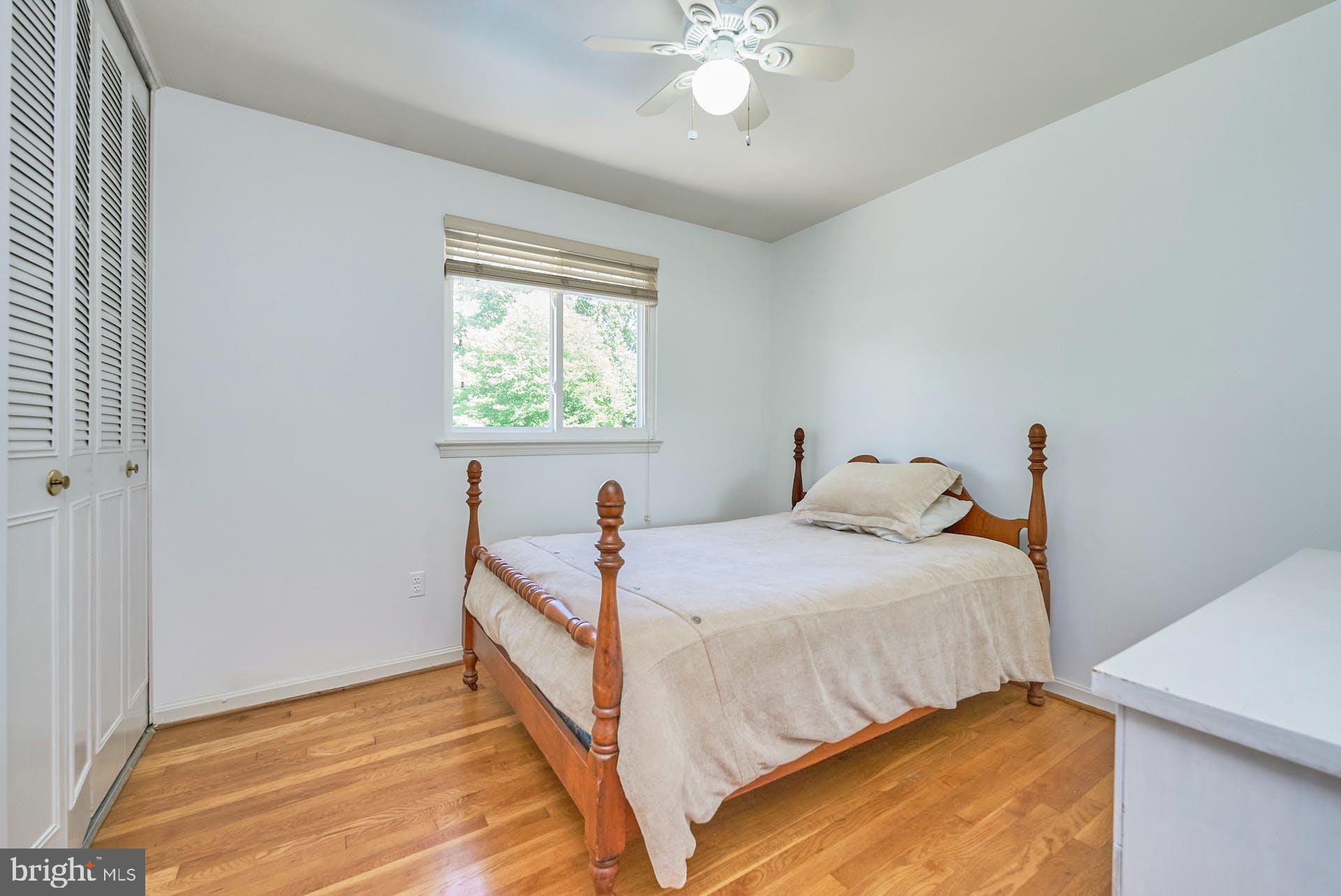 6911 Brisbane Street Springfield, VA 22152 - Photo 24 of 43 Bedroom #3