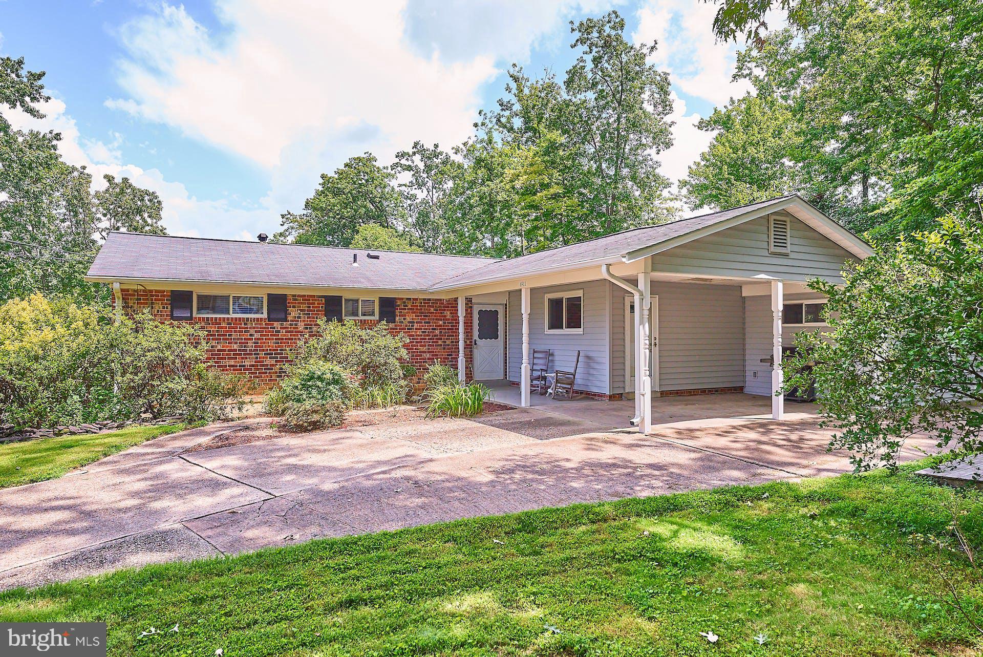 6911 Brisbane Street Springfield, VA 22152 - Photo 3 of 43 Gallery Image 3