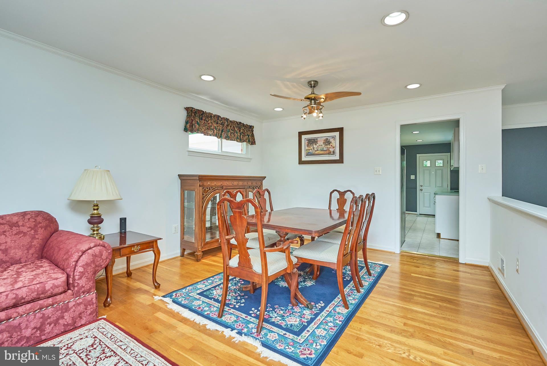 6911 Brisbane Street Springfield, VA 22152 - Photo 10 of 43 Dining Room