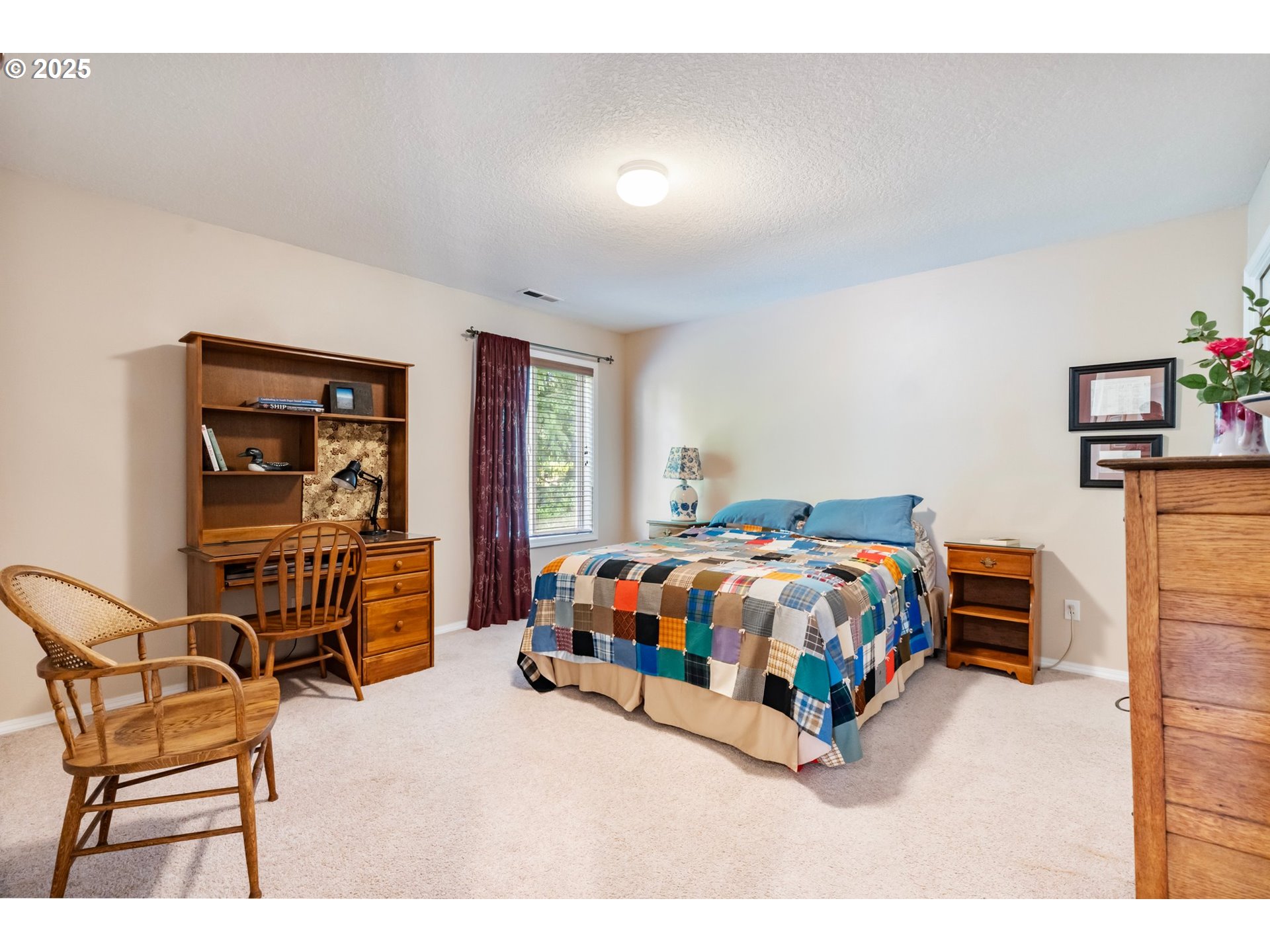 19720 Spring Ridge Drive West Linn, OR 97068 - Photo 22 of 44 Bedroom