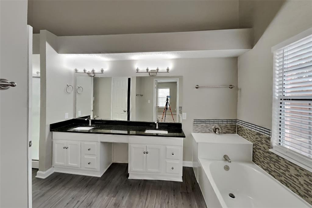 4401 Seville Lane McKinney, TX 75070 - Photo 10 of 20