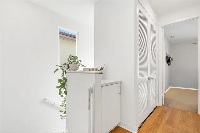 $4,800 | 2700 East Chaucer Street, Unit 2, Los Angeles, CA 90065