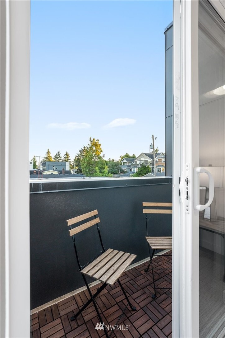 614 North 41st Street Seattle, WA 98103 - Photo 17 of 25 Gallery Image 17