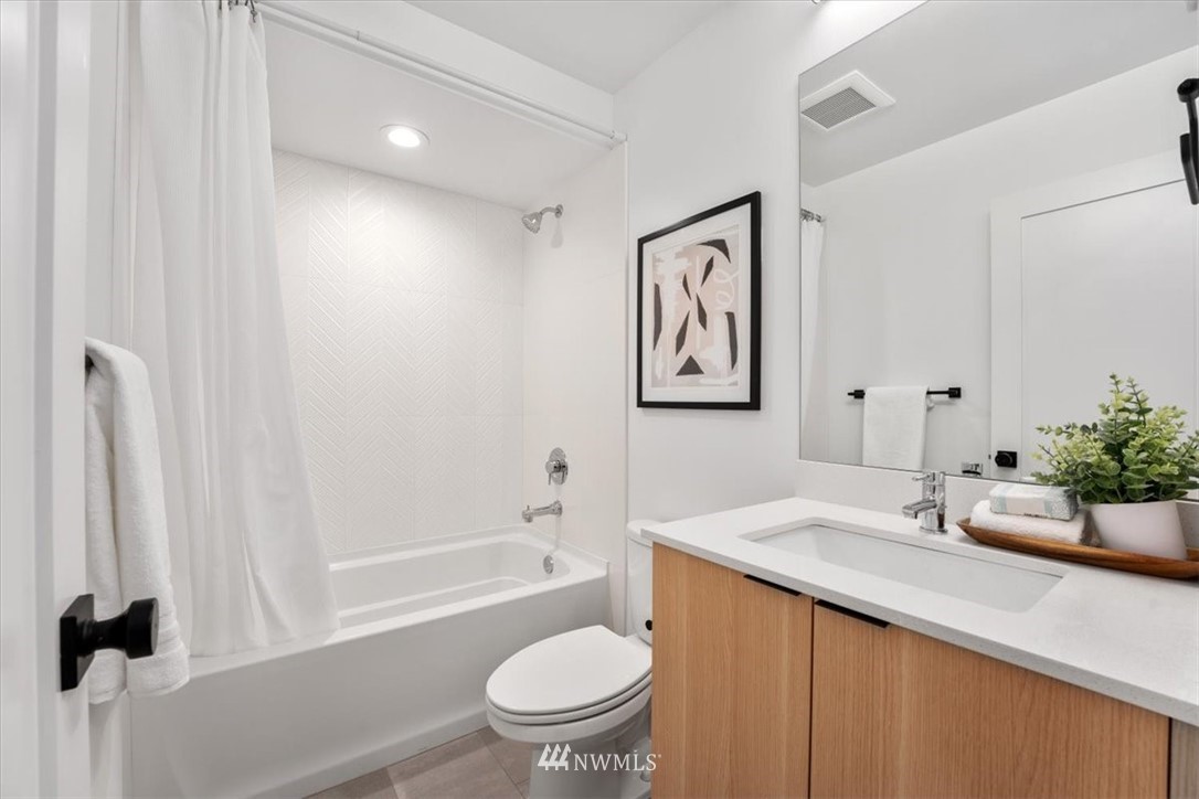 614 North 41st Street Seattle, WA 98103 - Photo 6 of 25 Gallery Image 6