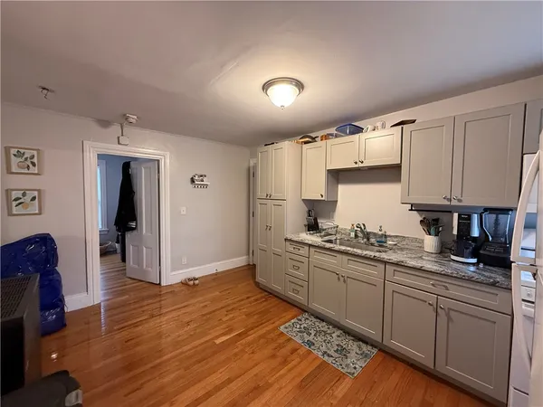 $1,650 | 251 High Street, Unit 3, Cumberland, RI 02864